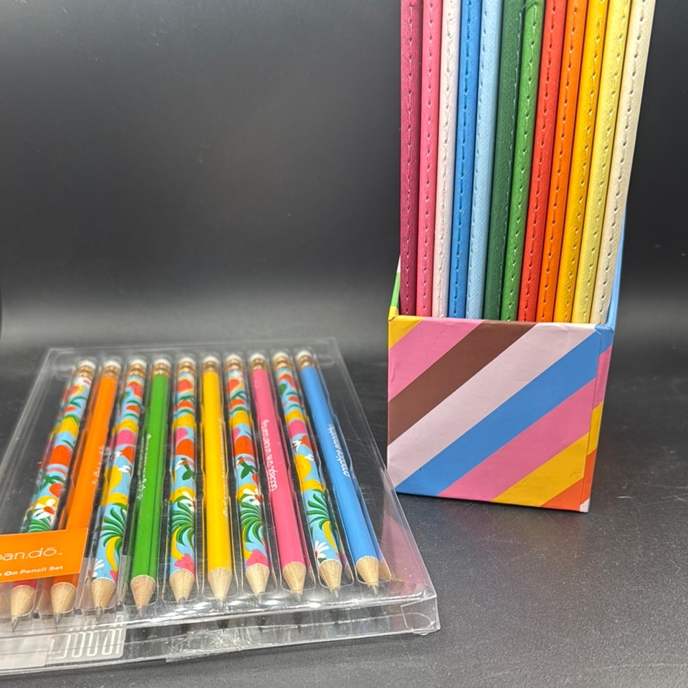 Ban Do pencil and notebook set